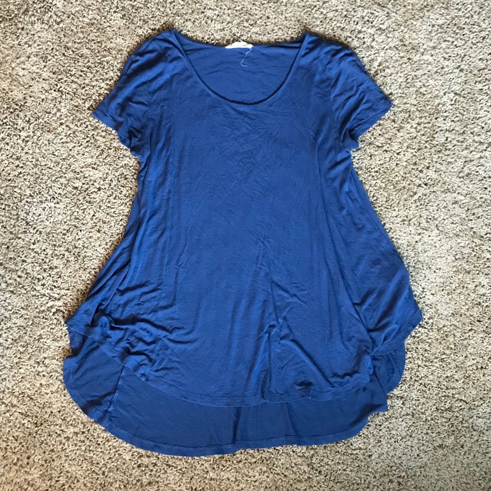 Size Medium Blue Tunic Top